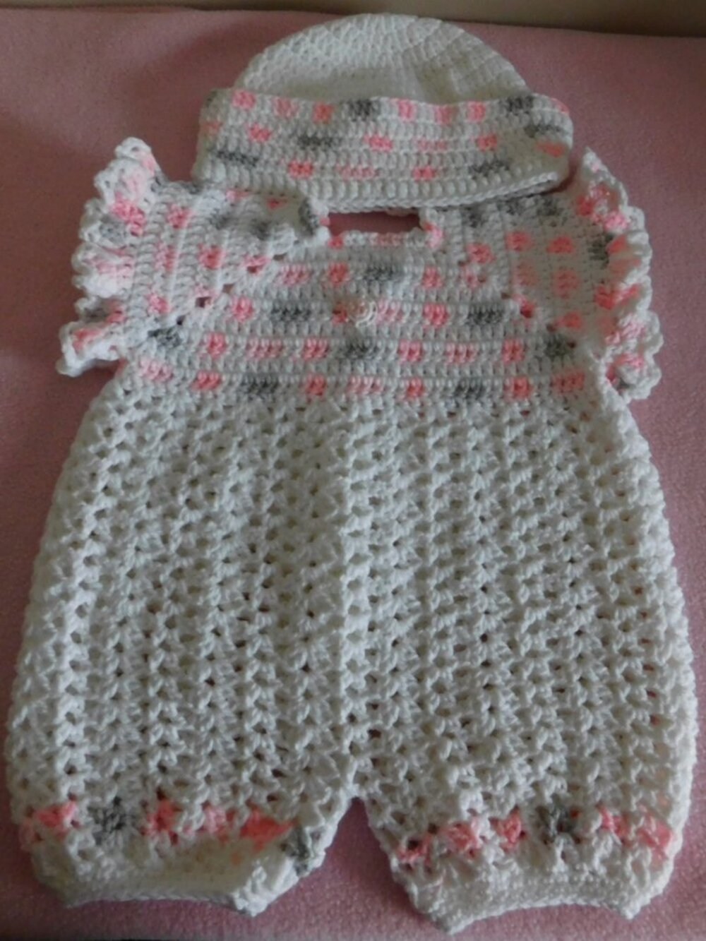 Pink Crochet Baby Romper and Hat Set, Newborn Outfit, Baby Photo Prop